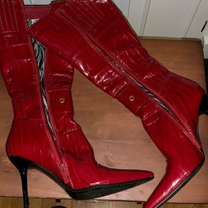 Red, high heeled boot (patent)